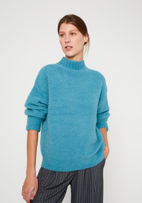 blue-fuzzy-knit-jumper